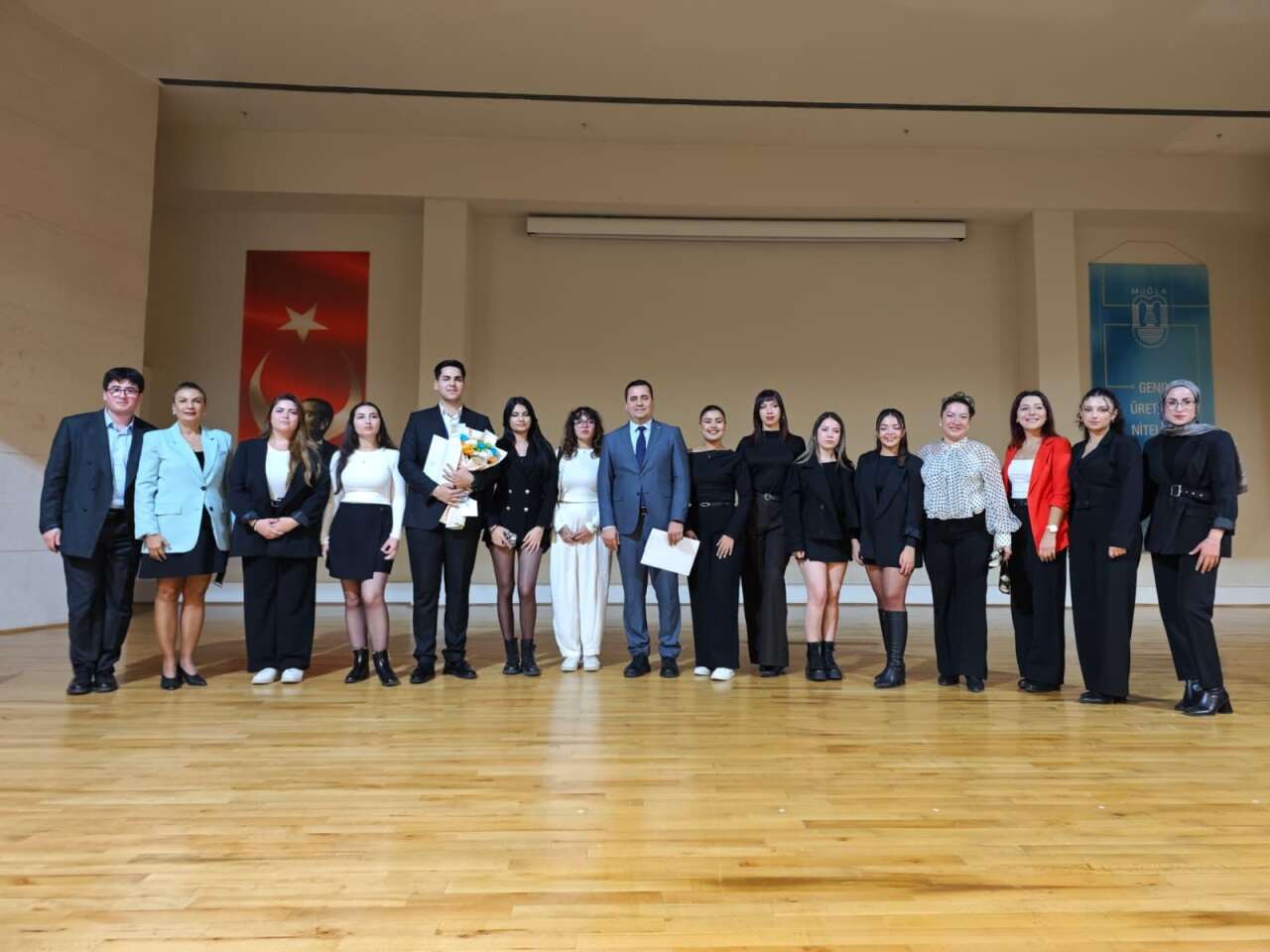 Menteşe Devlet Hastanesi Başhekimi Sağlık İdarecileri Günü’nde Öğrencilerle Buluştu 1